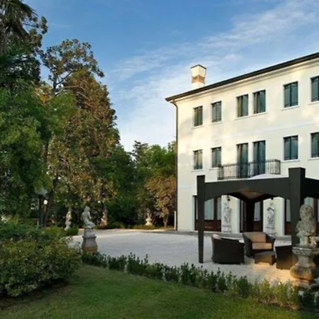 호텔 Pace Park Bolognese 4*