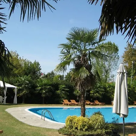 Pace Park Bolognese 4*