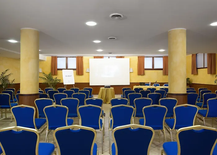 Hotel Pace Park Bolognese 4*