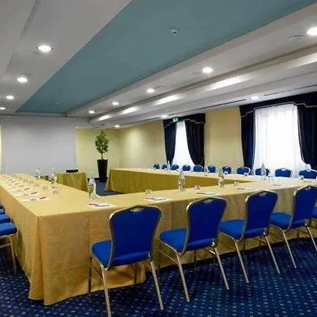 Pace Park Bolognese Hotel 4*
